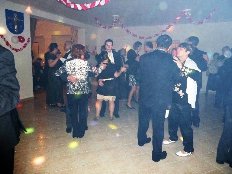 aliekolo2.jpg