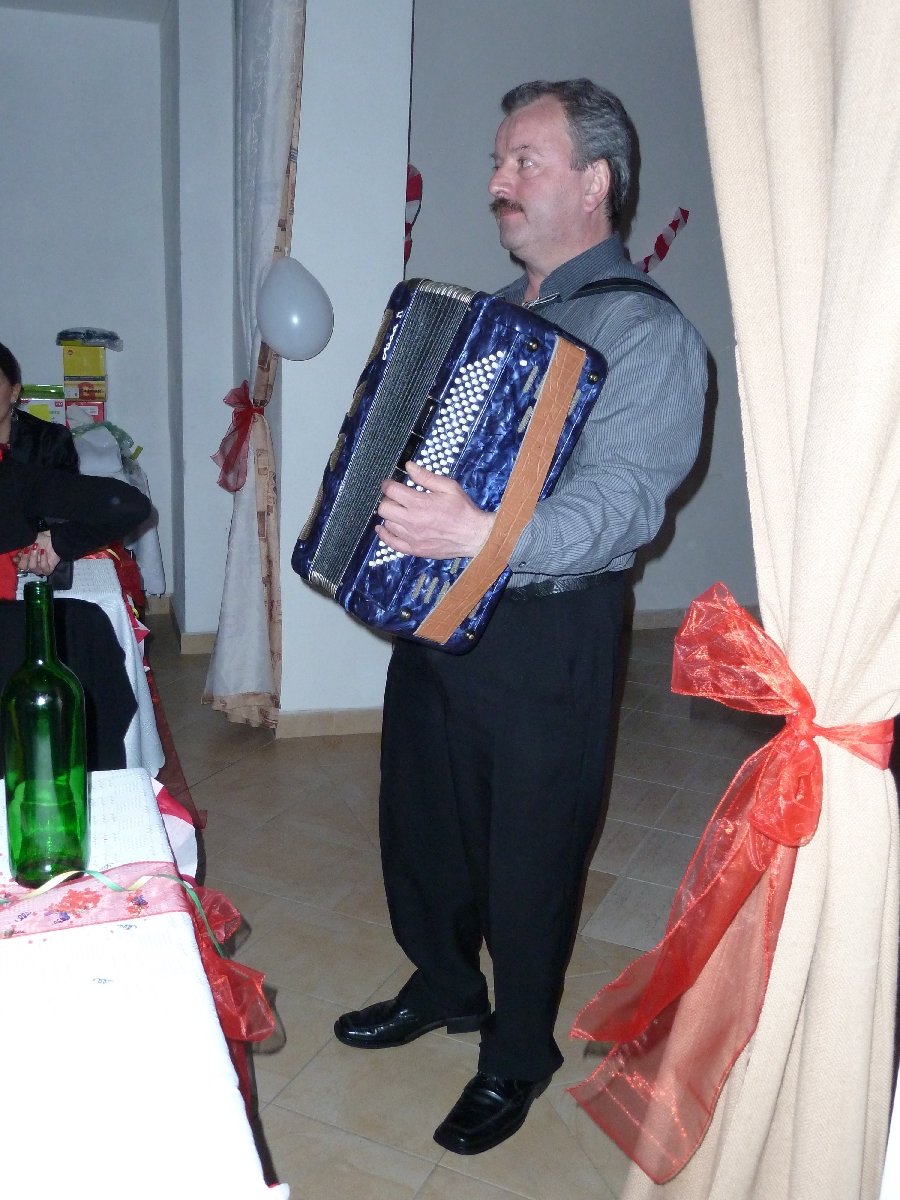 harmonikr.jpg