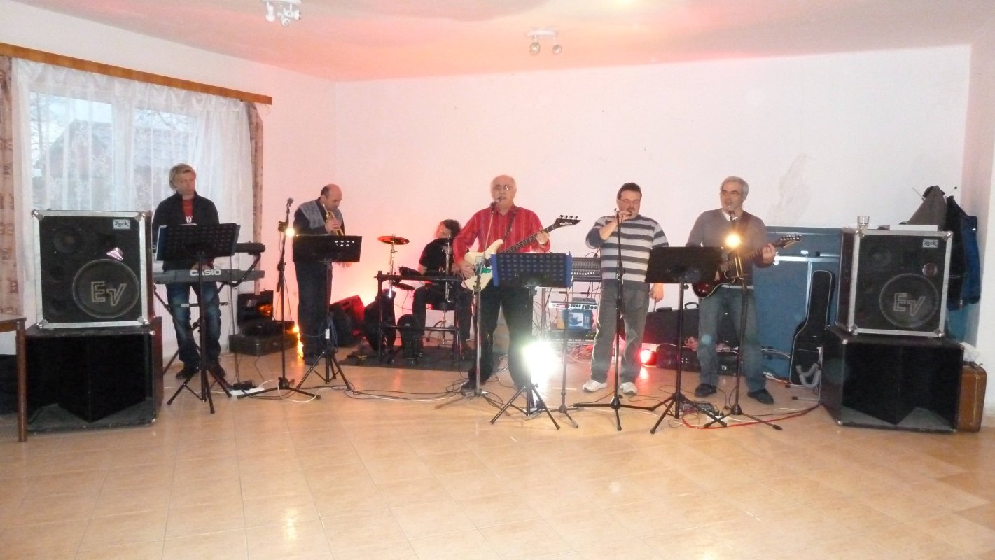ajhudbabola.jpg